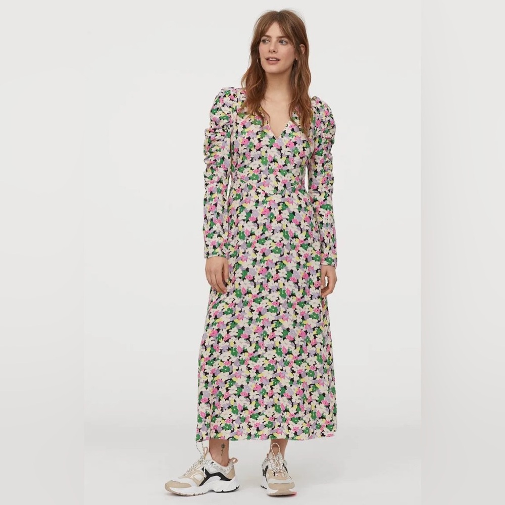 NWT Size Small H&M Conscious Floral Ruched Long Sleeve, Midi Sundress, Small